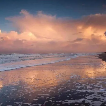 شقة In Dunes With Stunning Views جوليانادورب