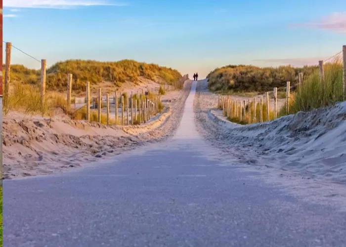 In Dunes With Stunning Views יוליאנאדורפ